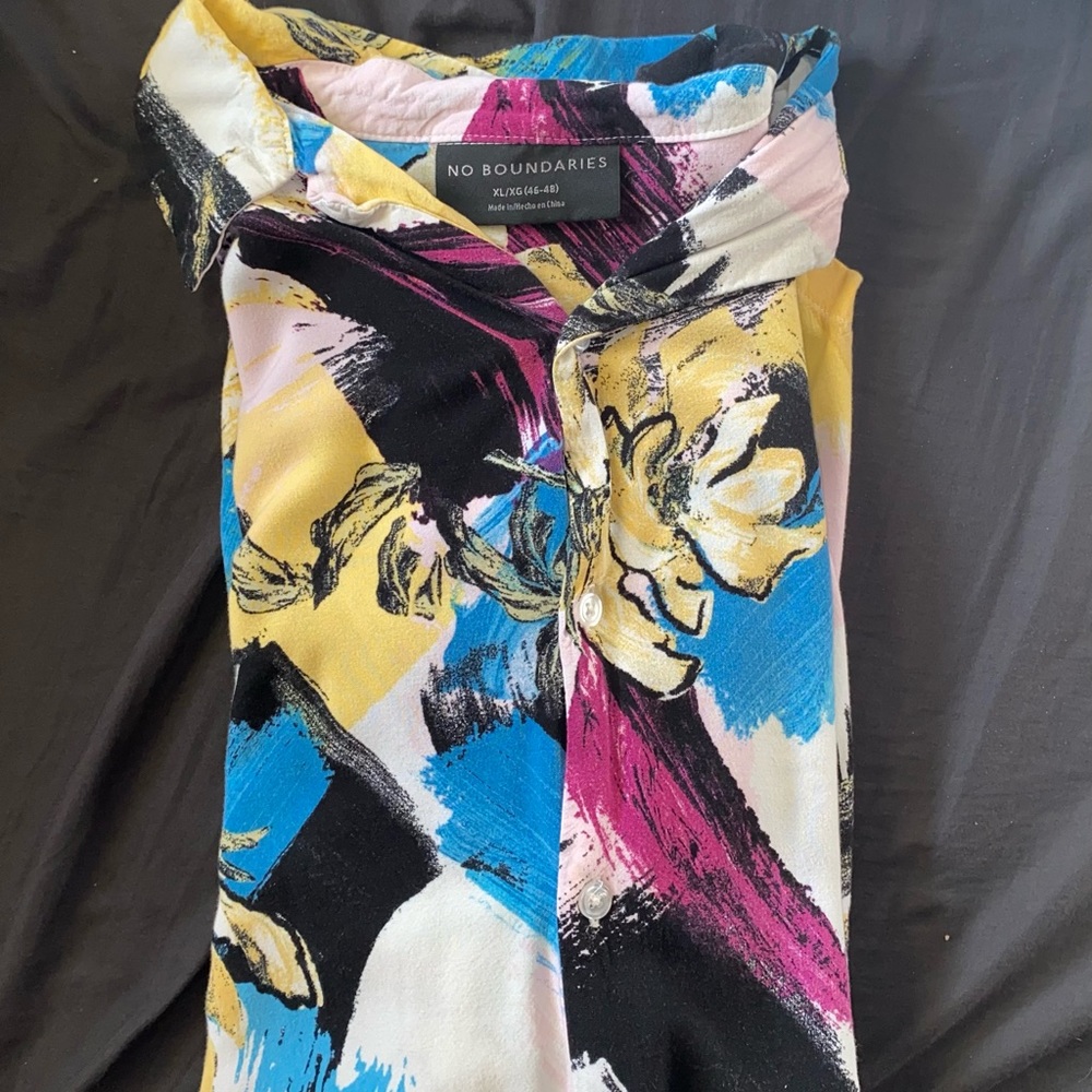 No Boundaries Floral Shirt